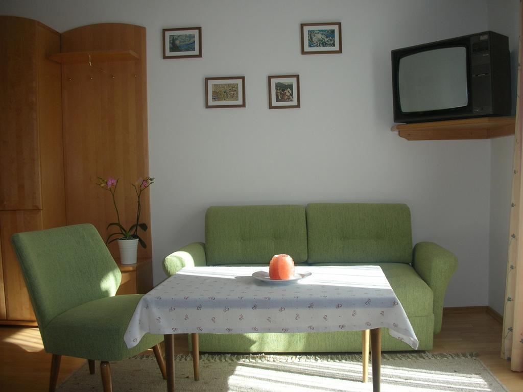 Haus Ebner Apartment Sankt Gilgen Exterior photo